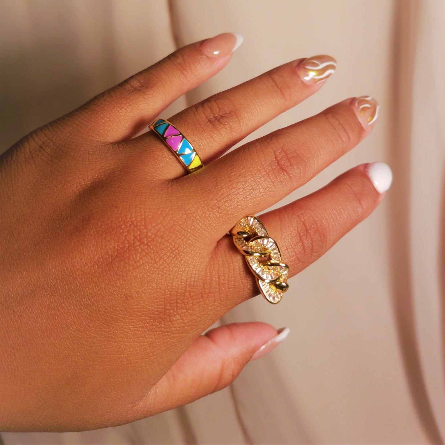 COLORFUL TRIANGLE RING