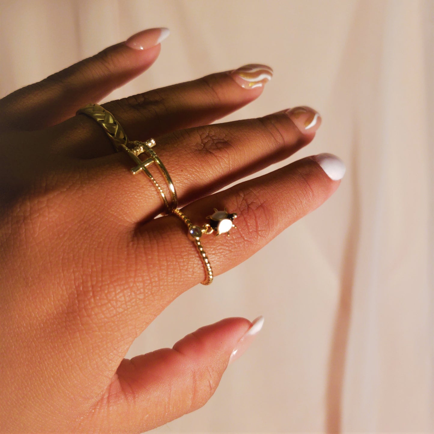 LITTLE BUG RING