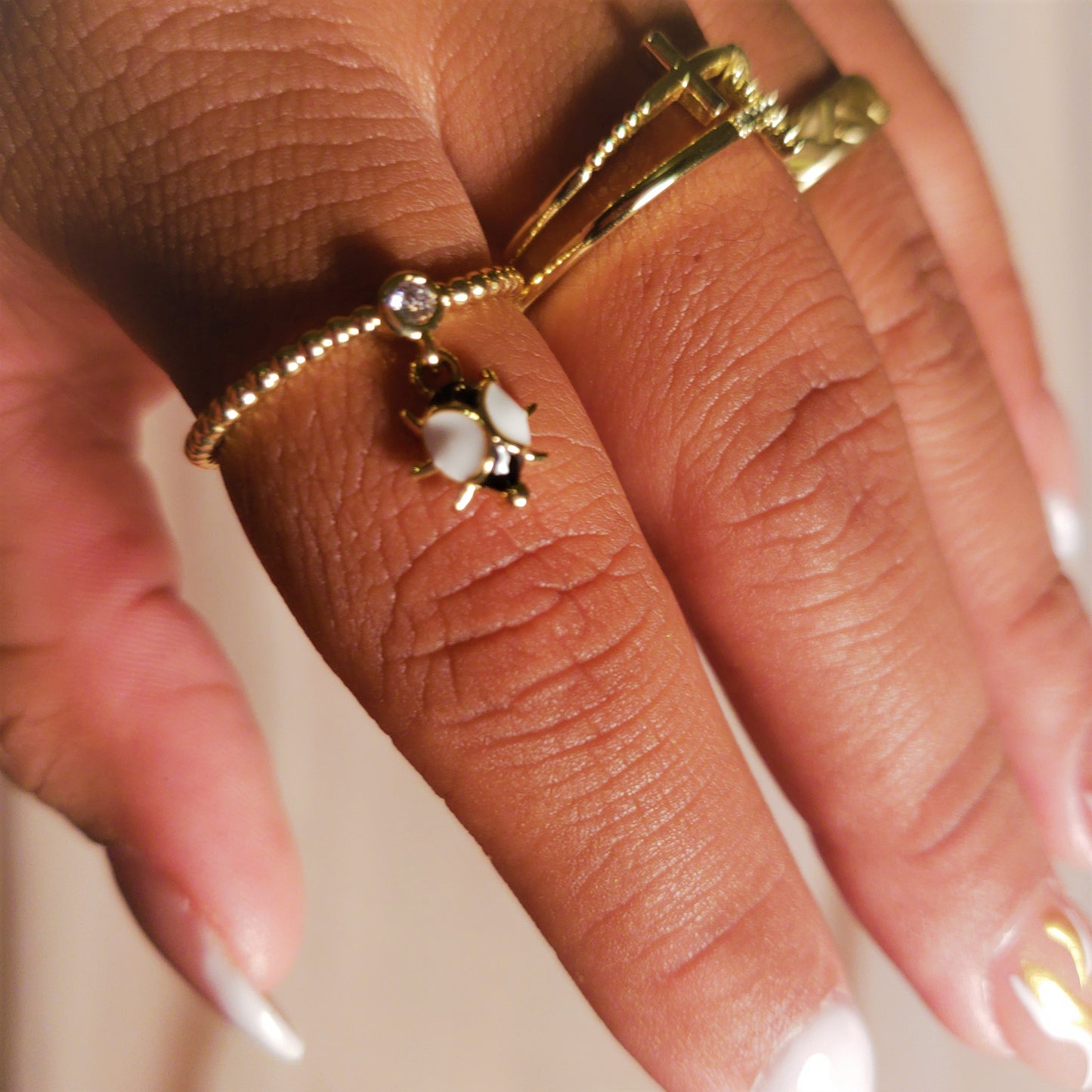 LITTLE BUG RING