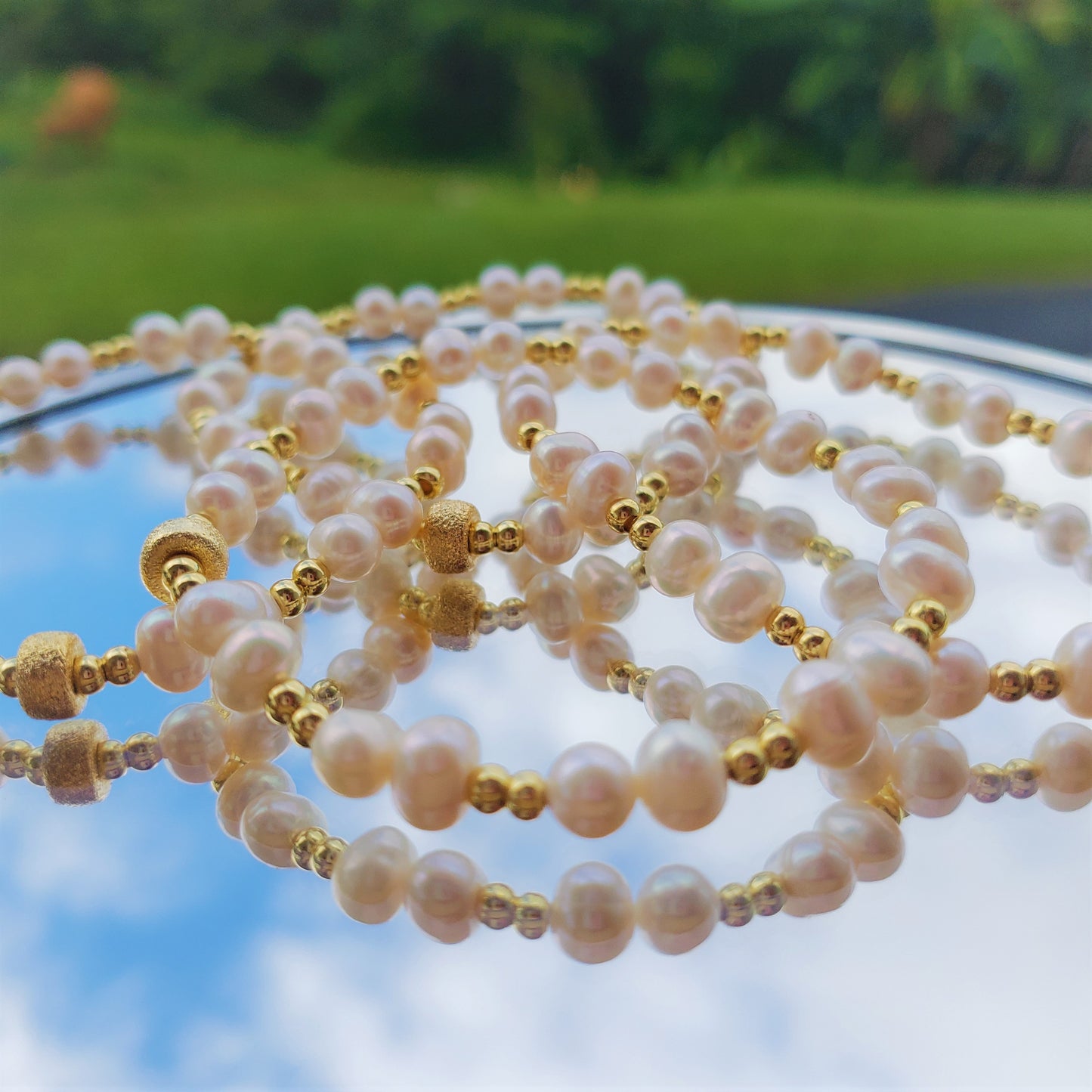 GOLD PEARLED BRACELET