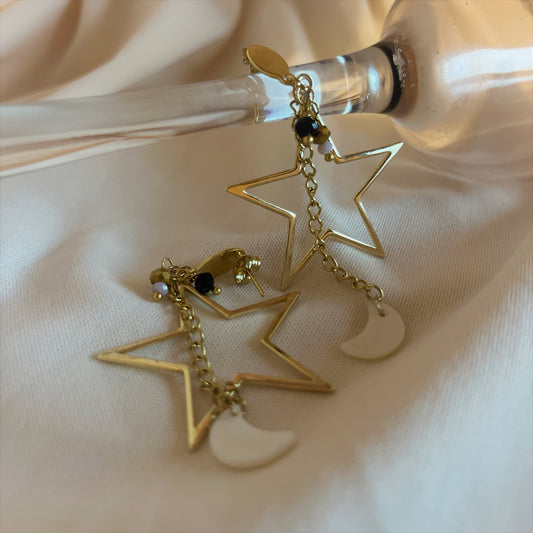 GOLD STAR EARRINGS